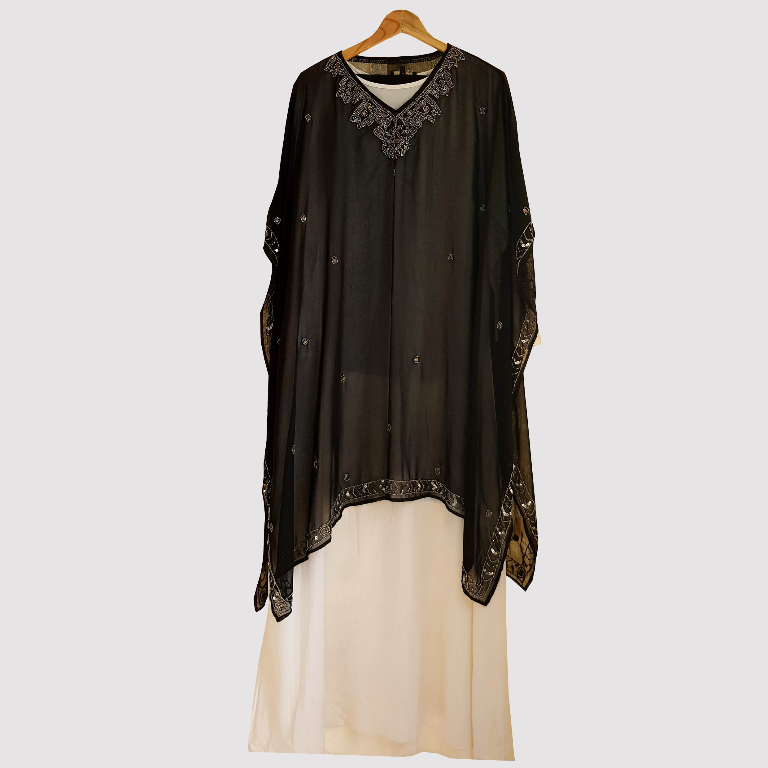 Black and White Detailed Abaya
